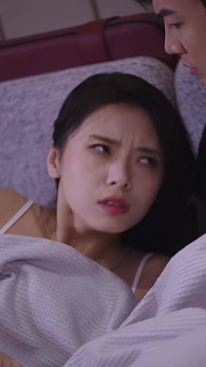 穿成恶毒女配每天被男主惦记（100集）太悬疑了